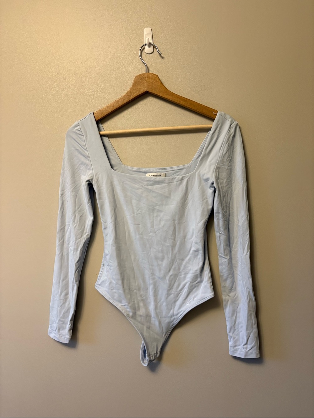Aritzia Contour Bodysuit Small